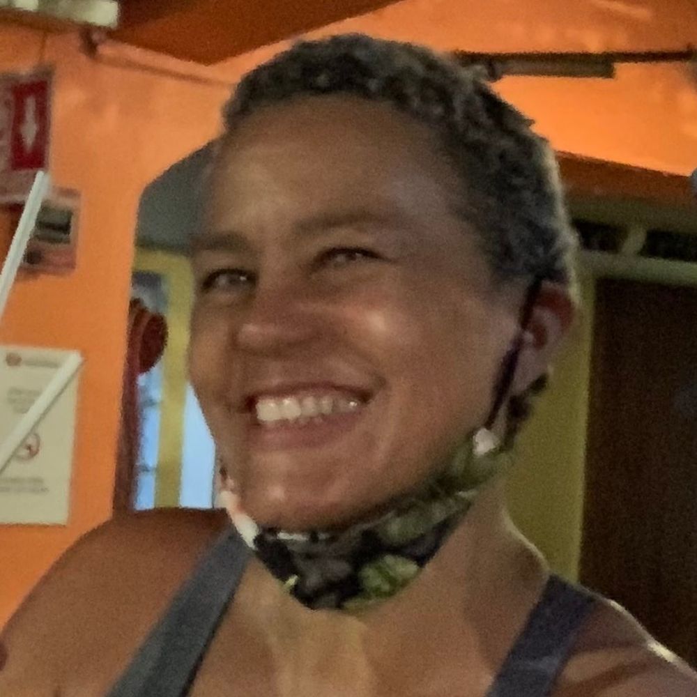 Meet your Posher, Layna